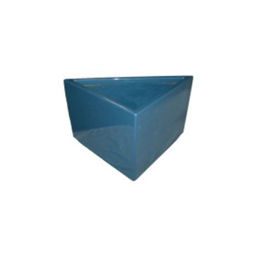 Planter-Triangle-Molded-Fiberglass-342pl440